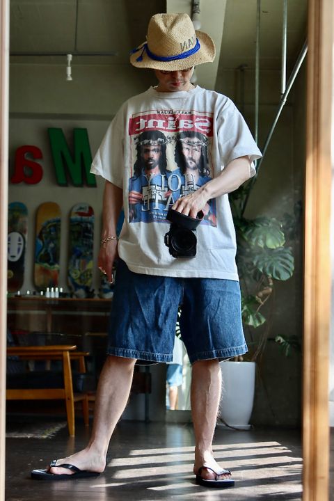 ©SAINT M×××××× × DENIM TEARS HOLY STATE TEE style.