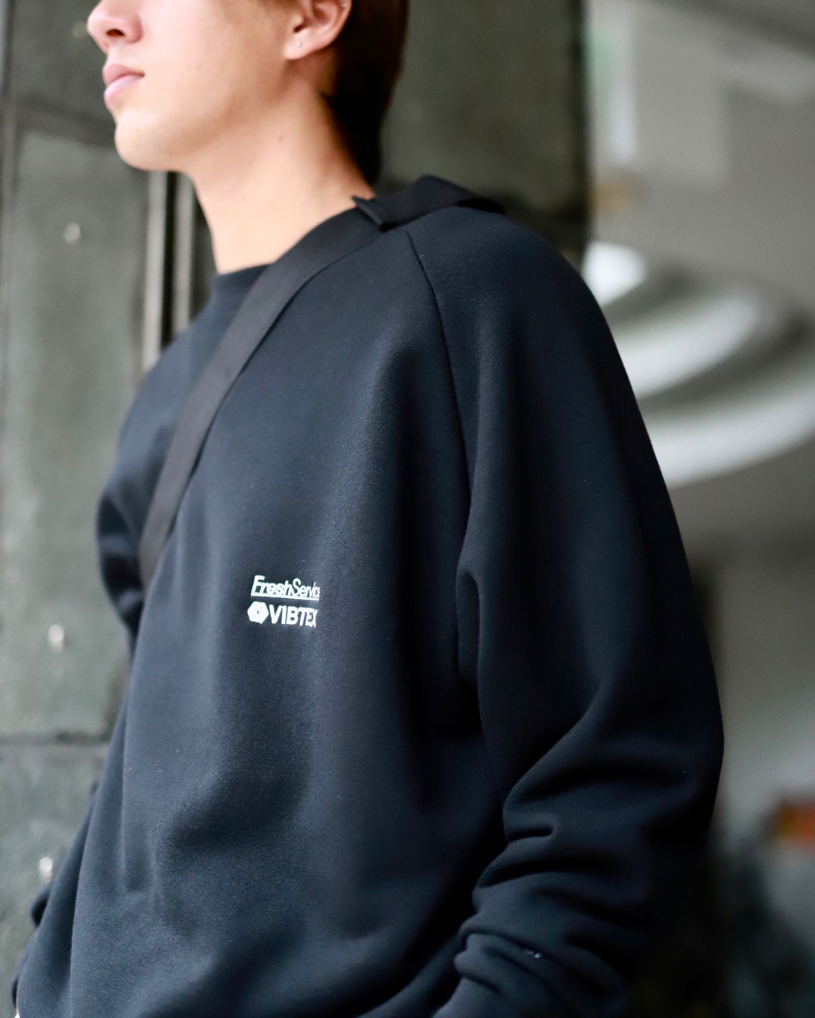 FreshService フレッシュサービス 23SS VIBTEX for FreshService SWEAT CREW NECK PULLOVERスタイル