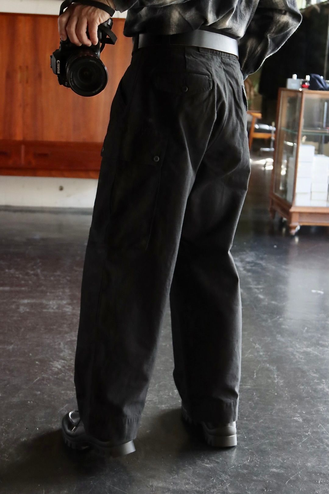 アプレッセ22FW MT Trooper Pants"BLACK"スタイル