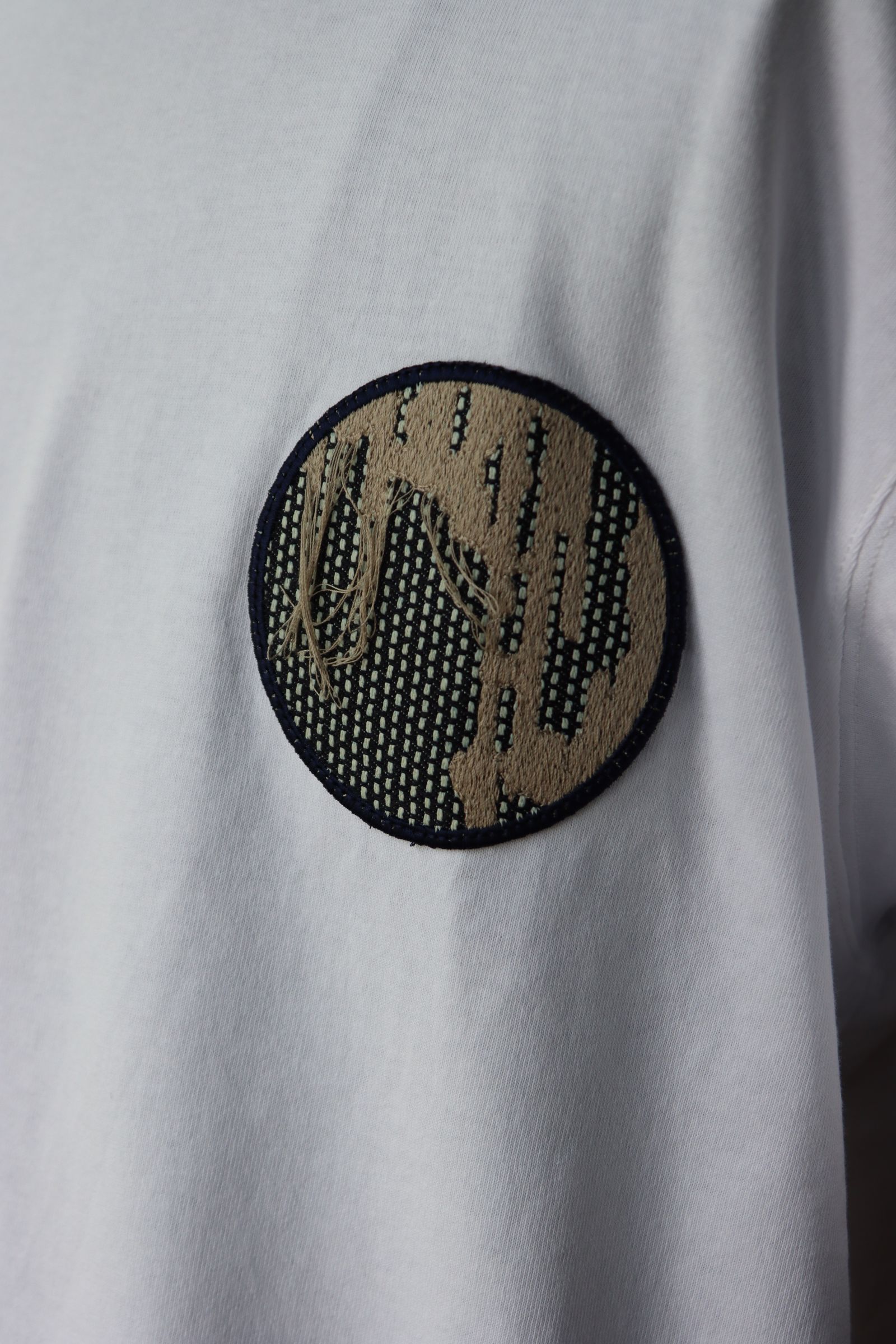 ファンダメンタル ポケットTシャツ CIRCLE BORO PATCH TEE (FA24TE13)WHITE