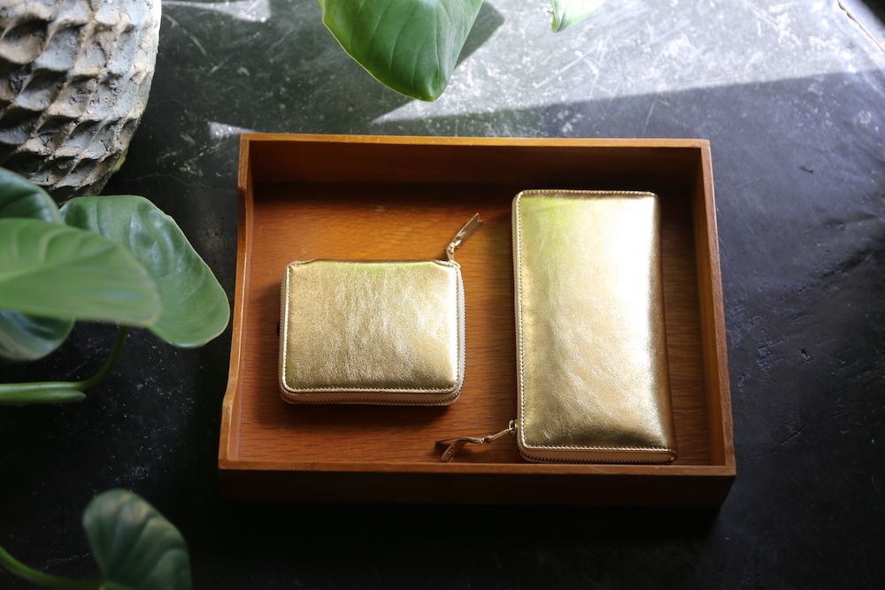 コムデギャルソン 二つ折りZIP財布 (8Z-B021-051) GOLD☆4月11日再入荷！