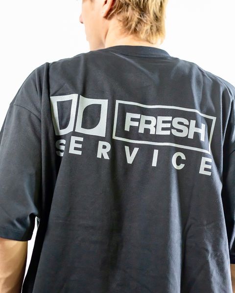 FreshService 新作CORPORATE PRINTED S/S TEE ‘‘FS’’(BLACK)style 2024.7.19