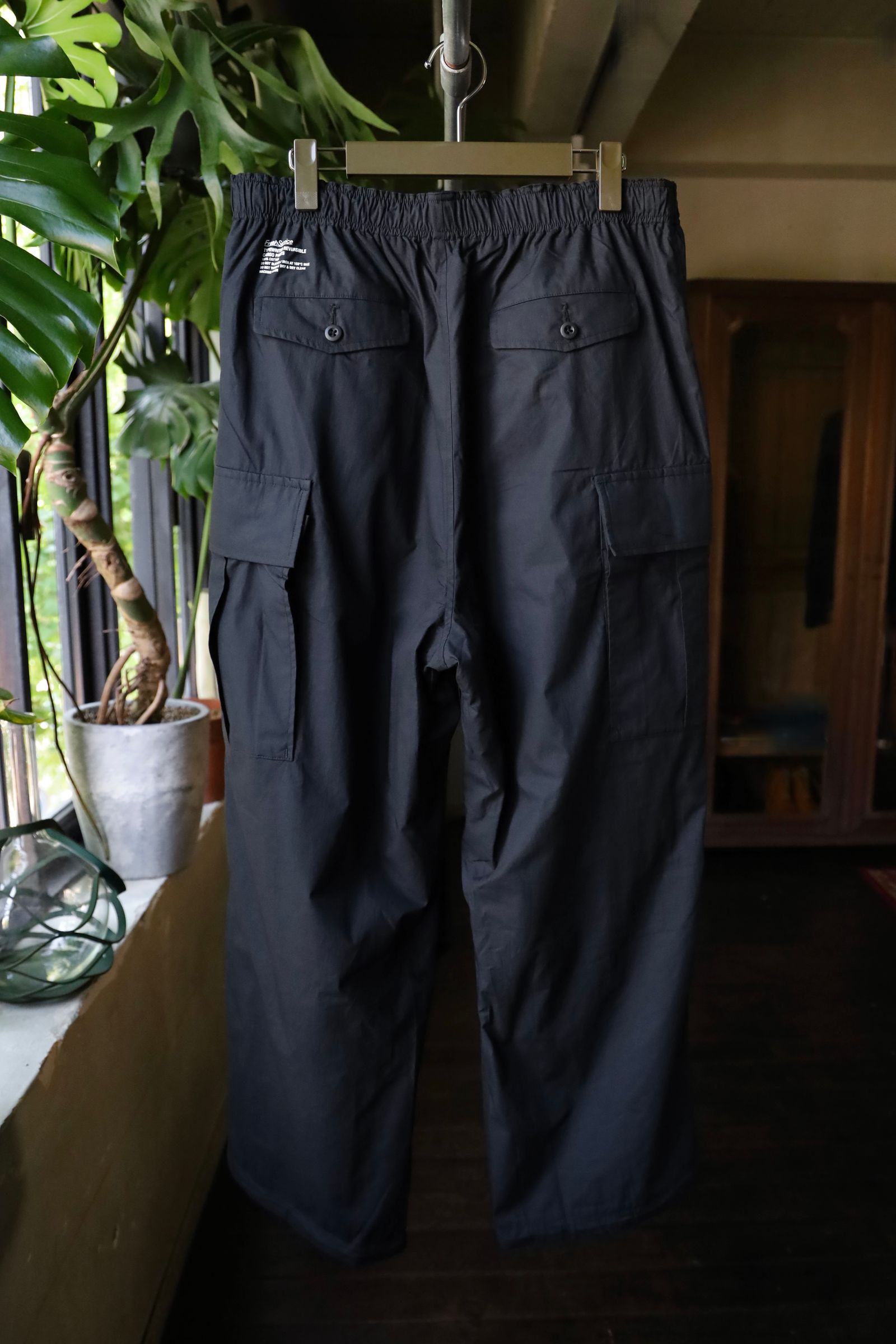 フレッシュサービス TYPEWRITER REVERSIBLE CARGO PANTS(FSC243-40008)BLACK
