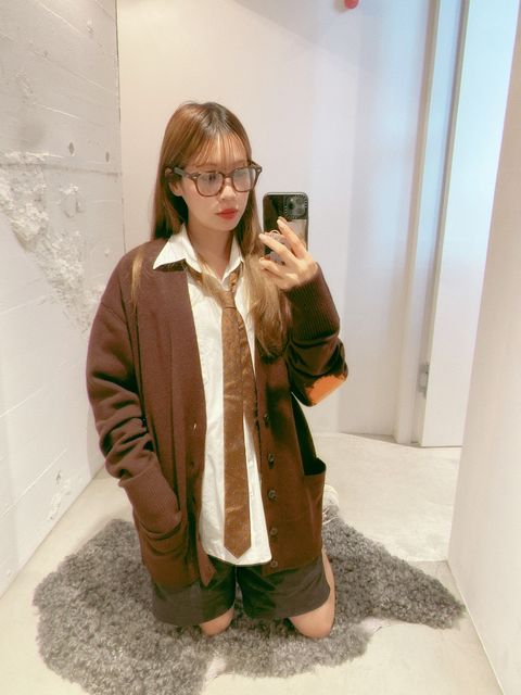 YOKE 新作PAINTED ELBOW PATCH CARDIGAN style.2024.8.23