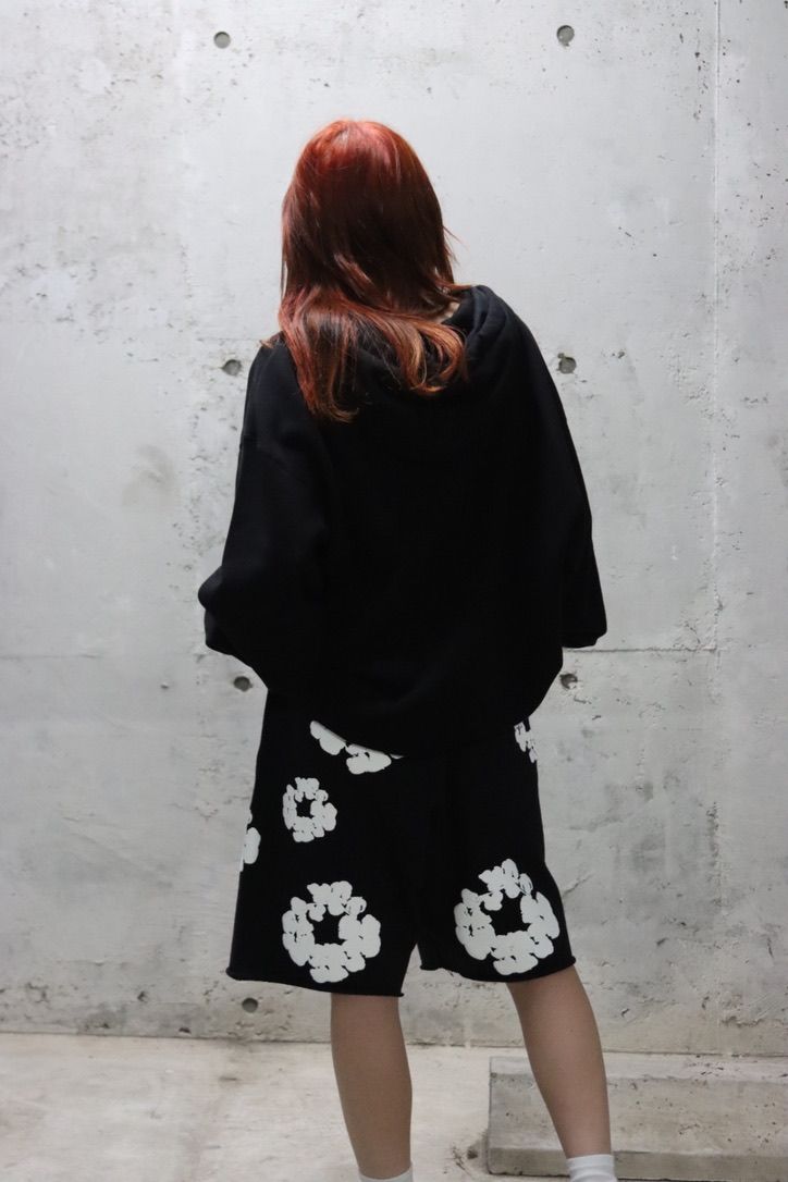 DENIM TEARS 新作READYMADE×DENIM TEARS COTTON WREATH SWEAT SHORTS style.2022.9.29