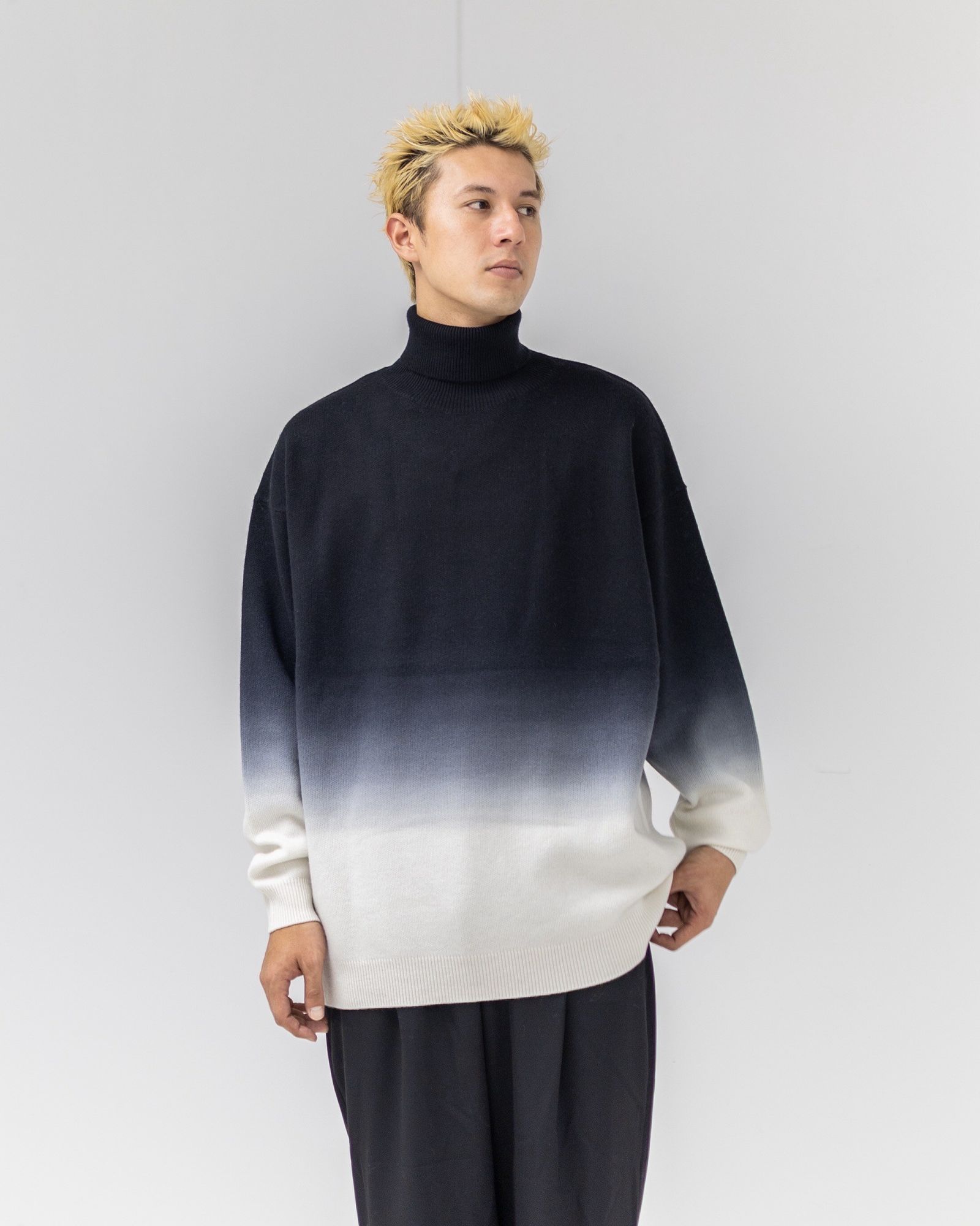 Graphpaper Gradient Dyed Wool Hight Neck Knit 9月27日(土)新作発売！