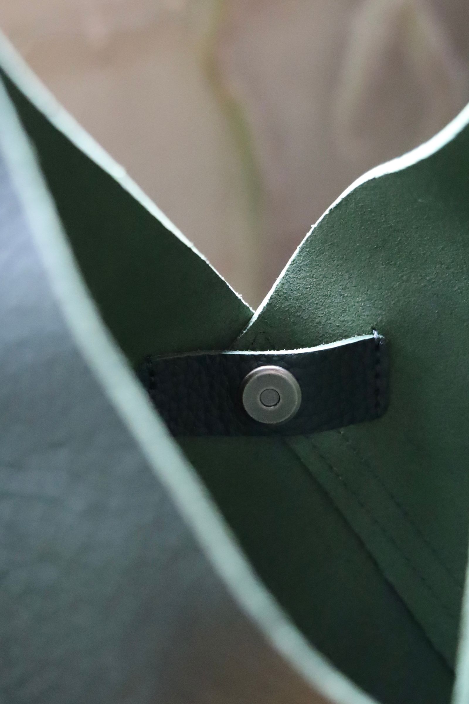 エンダースキーマ バッグ triangle bag(wt-rb-trb)moss green