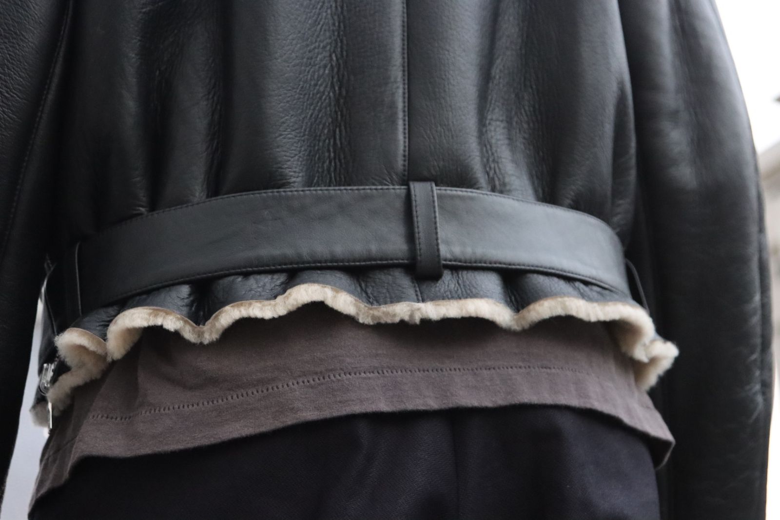 YOKE DETACHABLE COLLAR BOMBER JACKET style.2021.10.17.