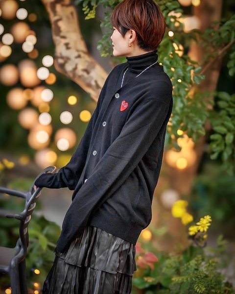 PLAY COMME des GARCONS 新作V-NECK CARDIGAN style.2024.12.7