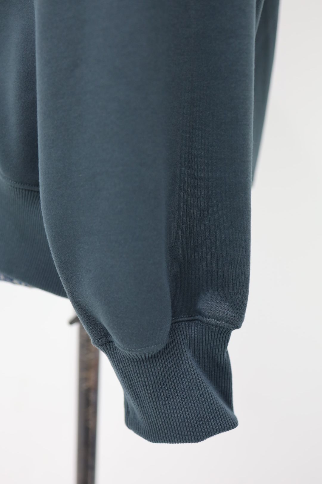 DAIWA PIER39(ダイワピア39) TECH SWEAT CREW FREEDOM SLEEVE (BE-50026)INK BLACK☆1月24日(土)発売！