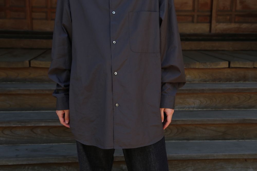 Graphpaper Broad L/S Oversized Regular Collar Shirt(GM212-50110B) style. 2021.05.23.