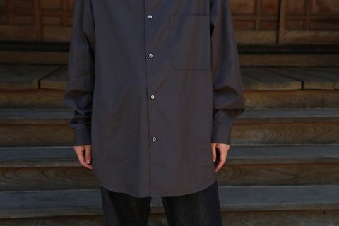 Graphpaper Broad L/S Oversized Regular Collar Shirt(GM212-50110B) style. 2021.05.23.