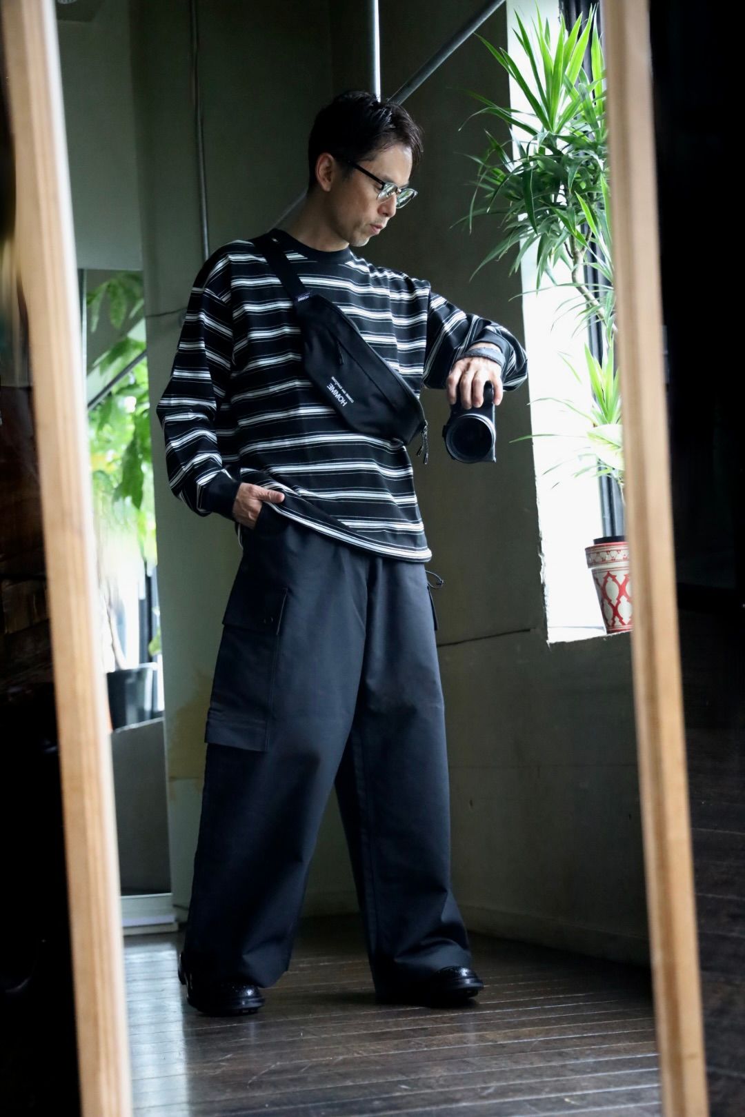 COMME des GARCONS HOMME 24SS ロゴプリントモックネックTシャツ