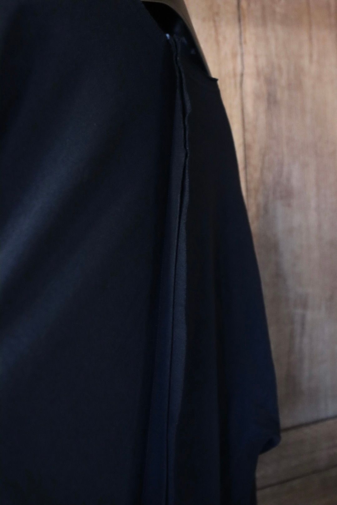 ヨウジヤマモト24SS 19/-COTTON SLUB SINGLE JERSEY REVERSED SEAM LONG SLEEVE T(HS-T14-074-1)BLACK☆1月13日(土)発売！