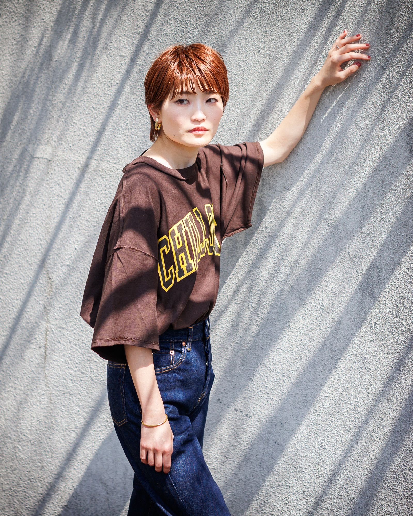イズネスミュージック CHILL OUT T-SHIRT(IMP5_29_CHILLOUT5ST01)BROWN