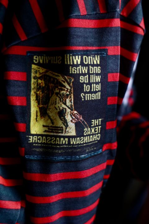 TALKING ABOUT THE ABSTRACTION 25SS "ROF"ART REPLICA MOCK NECKスタイル