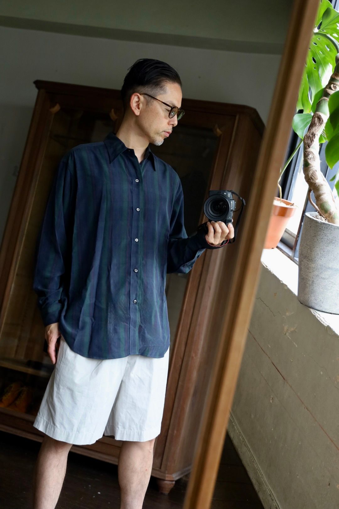 A.PRESSE 2025 STYLE2 Silk Rayon Regular Collar Shirtスタイル