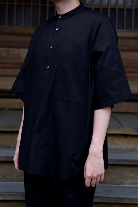 Graphpaper Stretch Typewriter Stand Collar Short Yoke Sleeve Shirt(GM212-40615B) style.2021.6.12