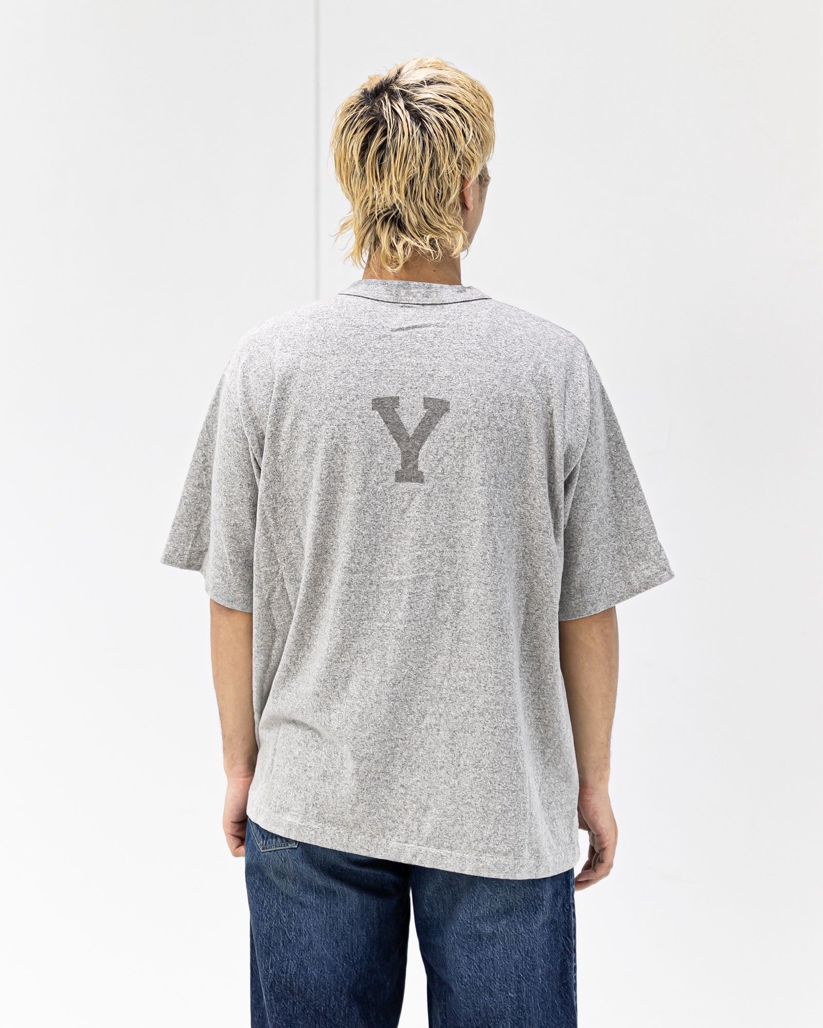 blurhms ROOTSTOCK ALE-Y 88/12 Print Tee WIDE (HEATHER GRAY) 新作発売！