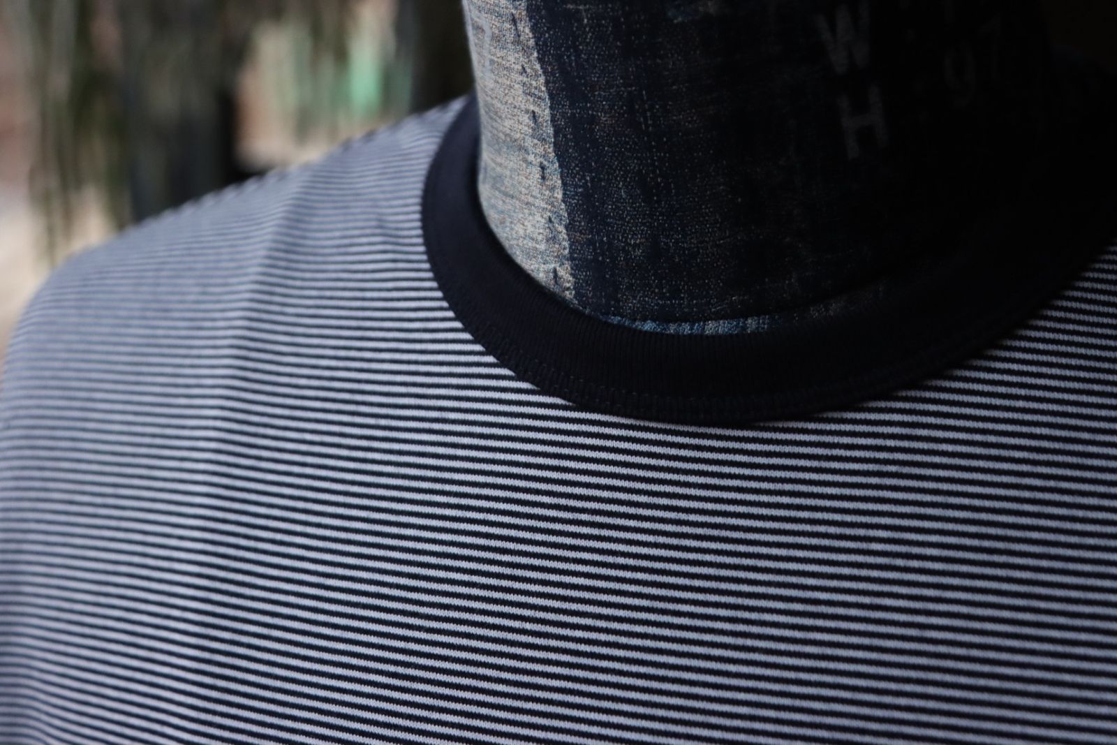 グラフペーパー24SS Narrow Border L/S Tee(GU241-70117B)NAVY×WHITE