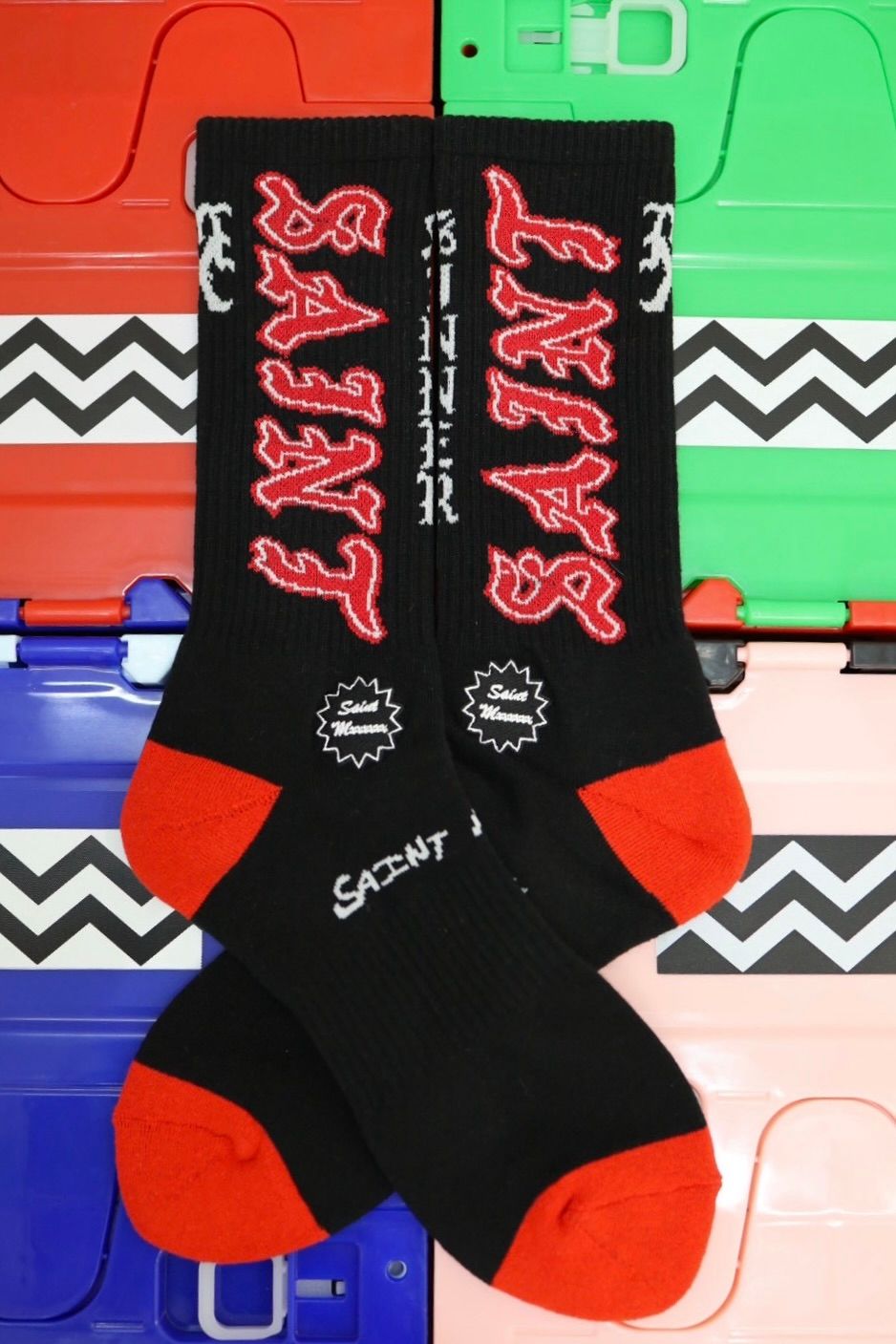セントマイケル 26SS SAINT SOCKS(SM-MK8-0000-110)BLACK×RED☆4月11日(土)発売！