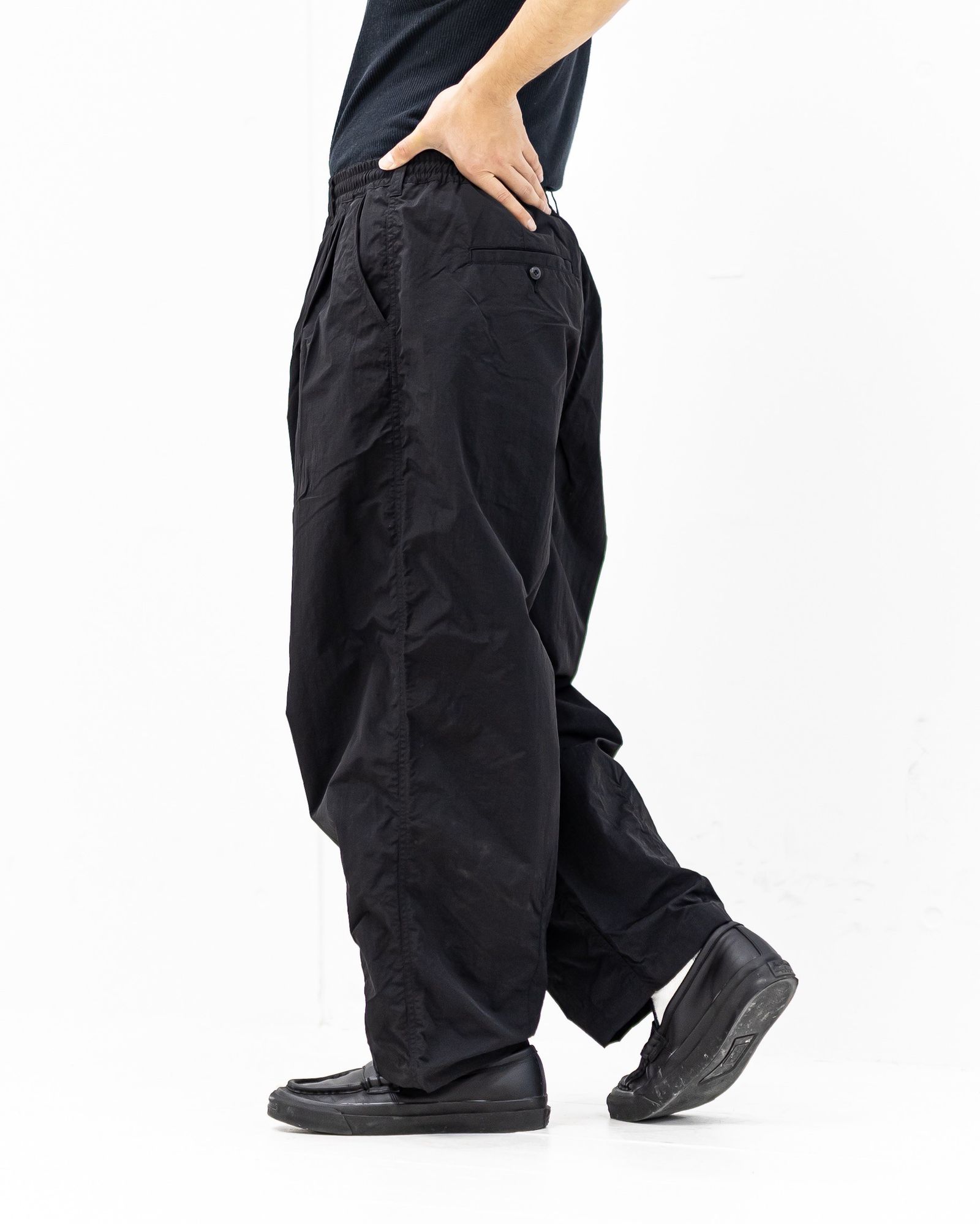 コムデギャルソンオム26SS ナイロンタッサー2タックイージーパンツ(HQ-P016-051)BLACK☆3月6日(金)発売！