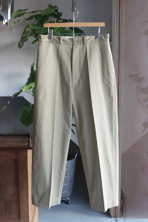 ブラームスルーツストック Chino Pants(bROOTS24F20F25)DustyBeige
