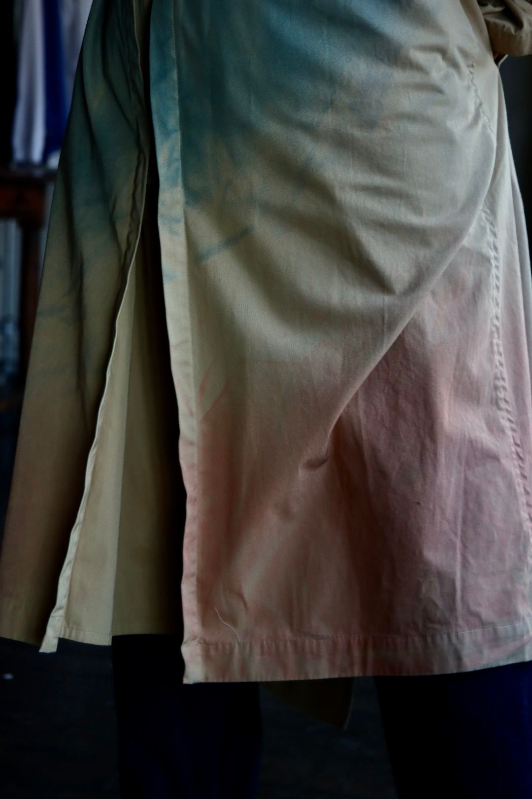 YOKE 23SS SPRAY PRINTED TRENCH COATスタイル