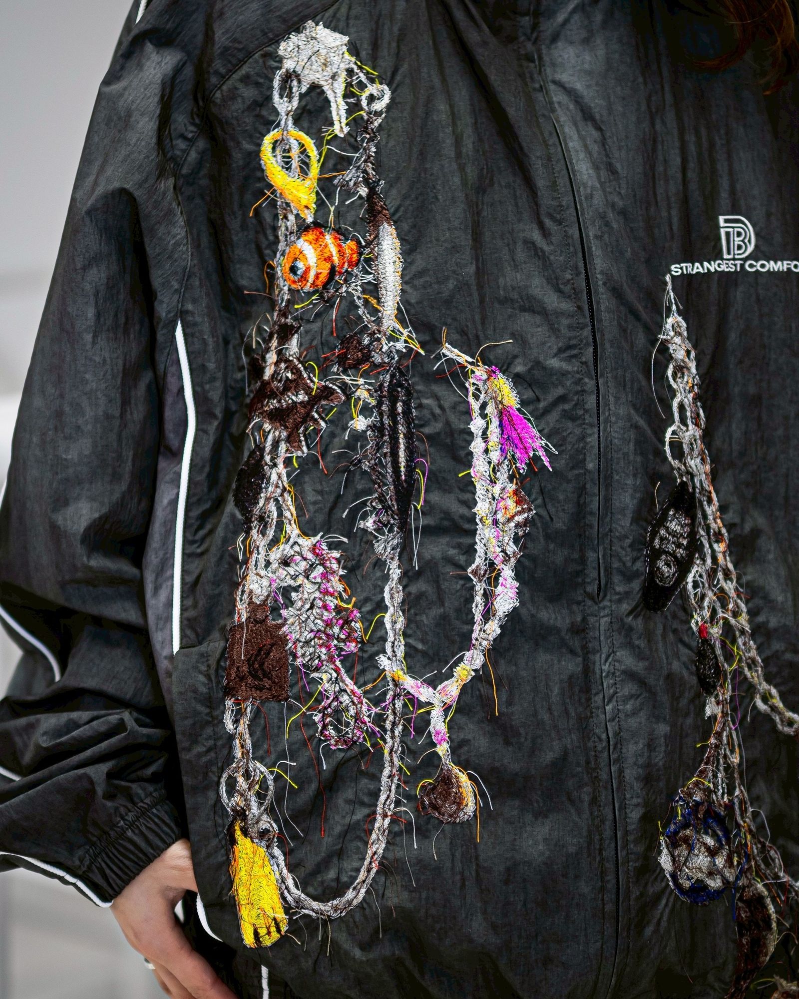 doublet ダブレット26SS EMBROIDERED CHAIN TRACK JACKET (26SS22BL252)CHACORL★2月14日(土)発売！