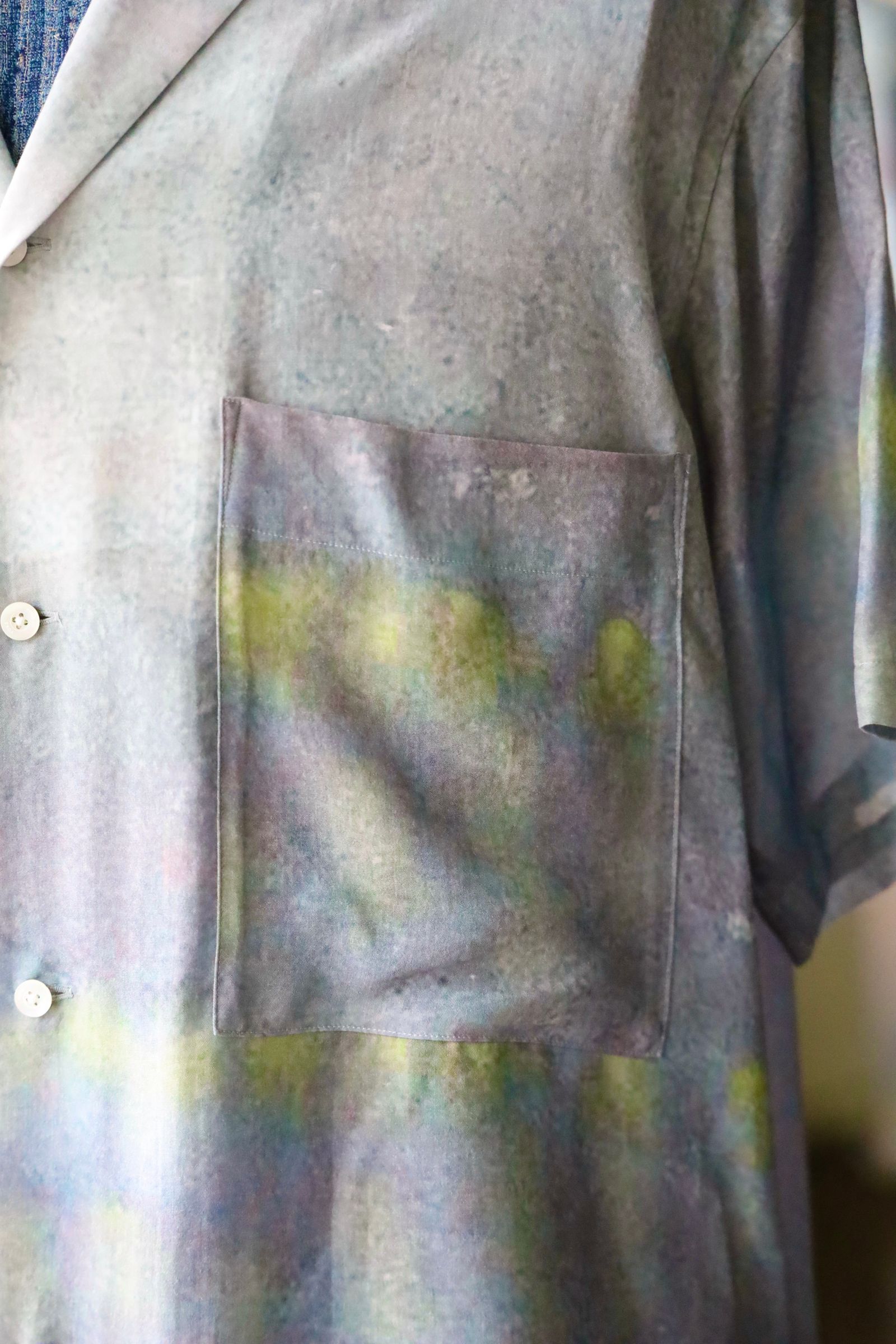 ヨーク25SUMMER シャツLANDSCAPE PRINTED OPEN COLLAR SHIRT(YK25SS001003SH)BLUE