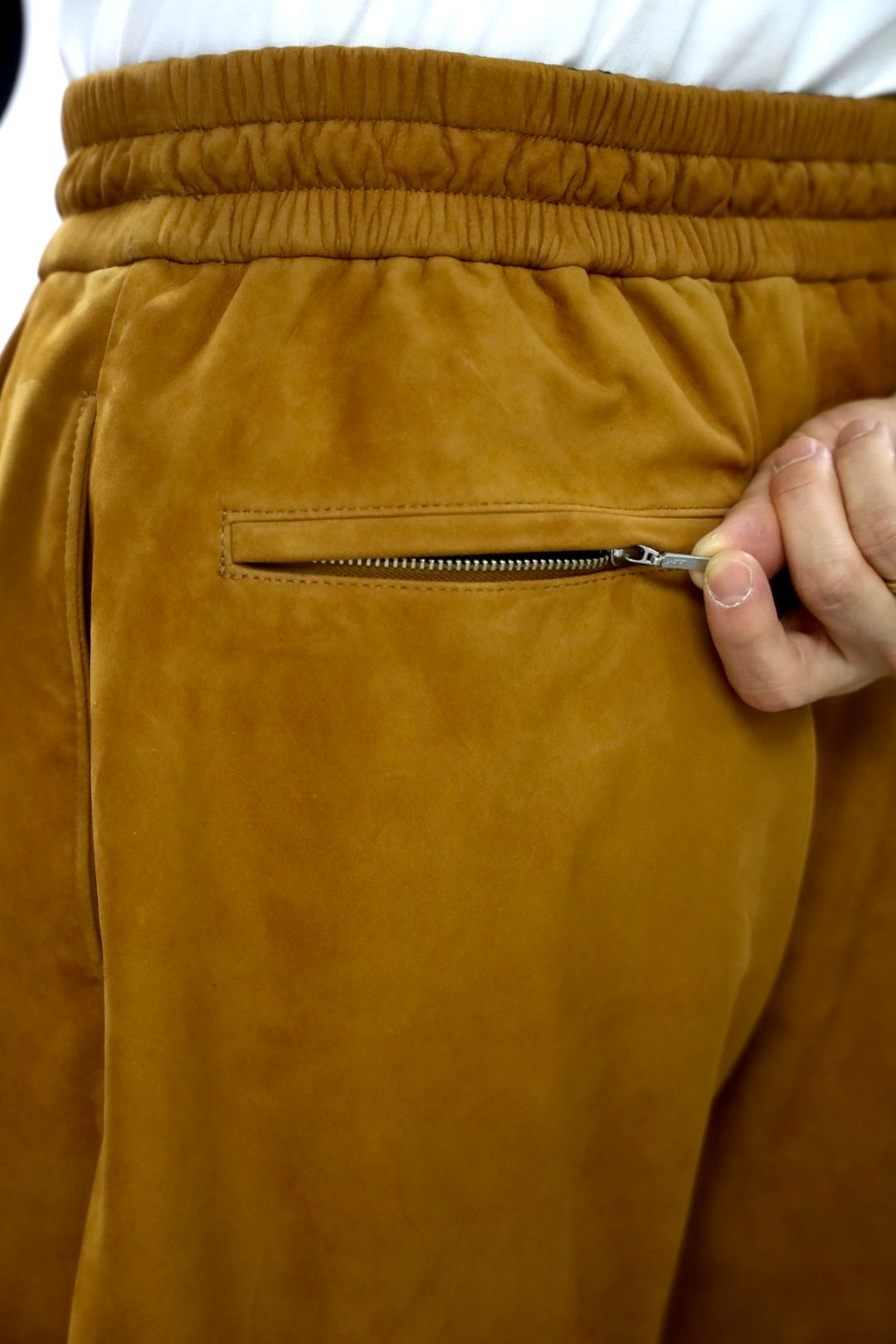 Graphpaper 26SS Cow Nubuck Leather Wide Shorts"BROWN"スタイル