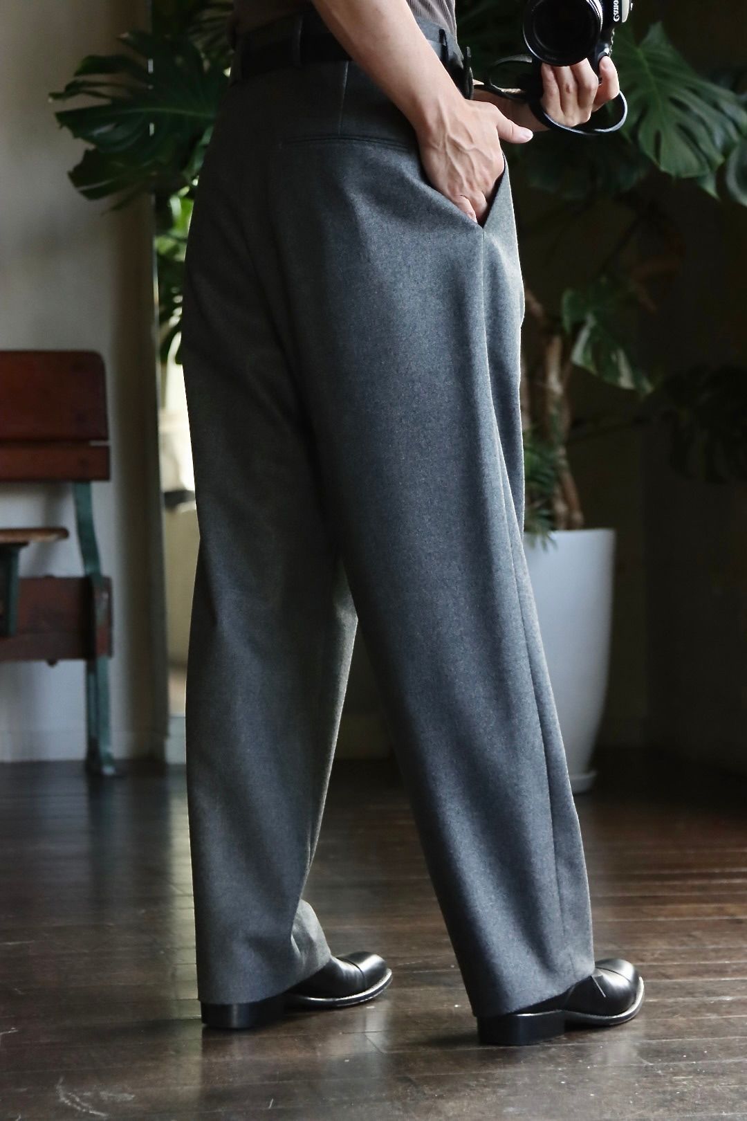 た*2様 ATON | Wool Saxony Wide Tapered Pan WOOL SAXONY WIDE TAPERED PANTS - WUNDER