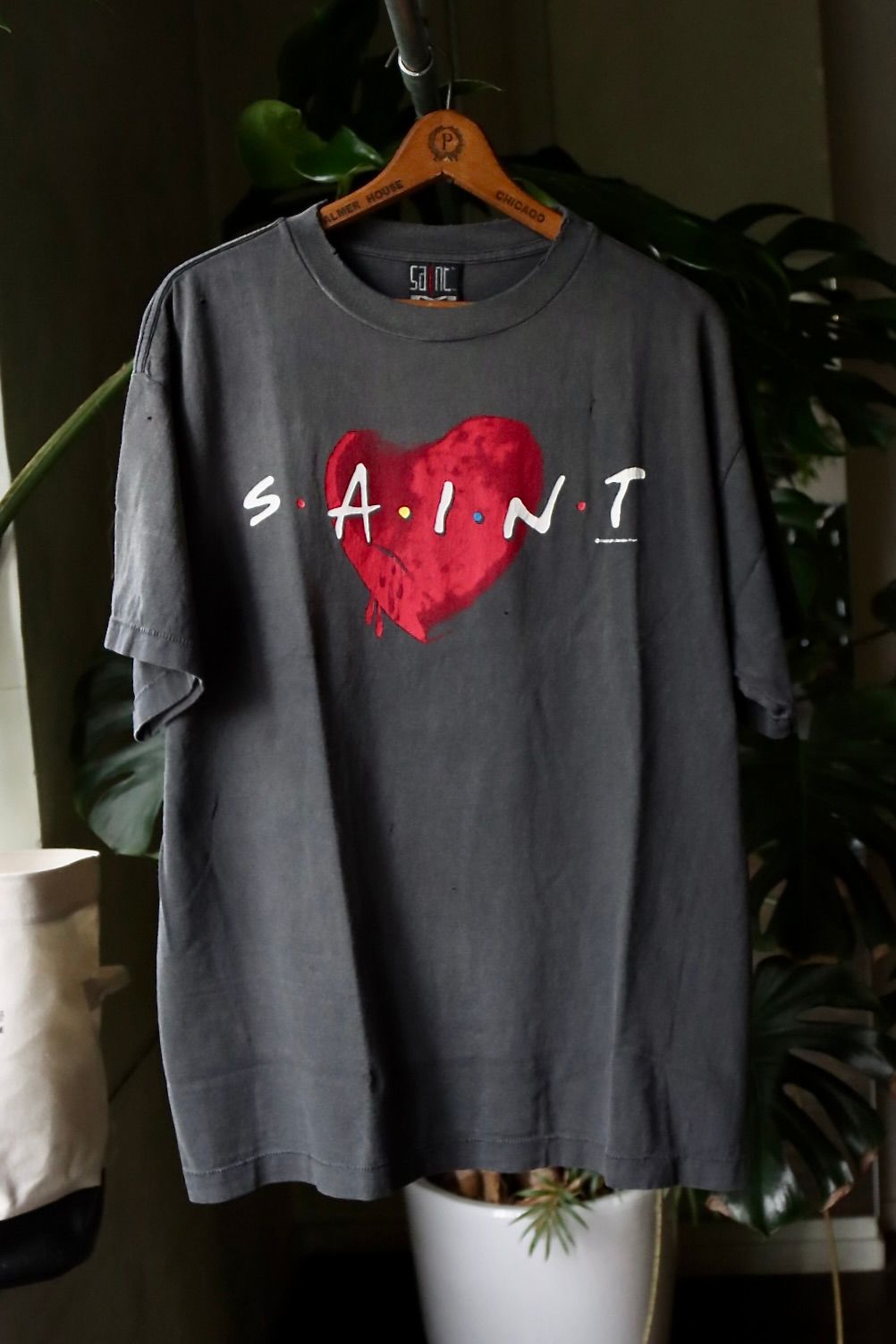 トップスセントマイケル HEART SPEAKS TO HEARTプリントTシャツ