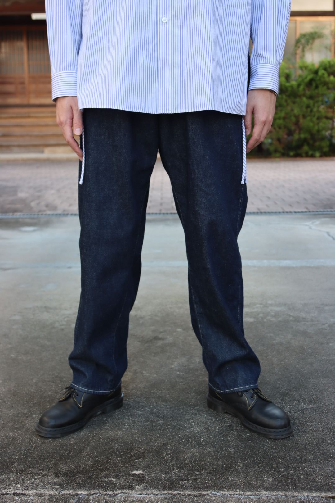YOKE THOMAS MASON STRIPED PIPING SHIRT"WHITE"style.