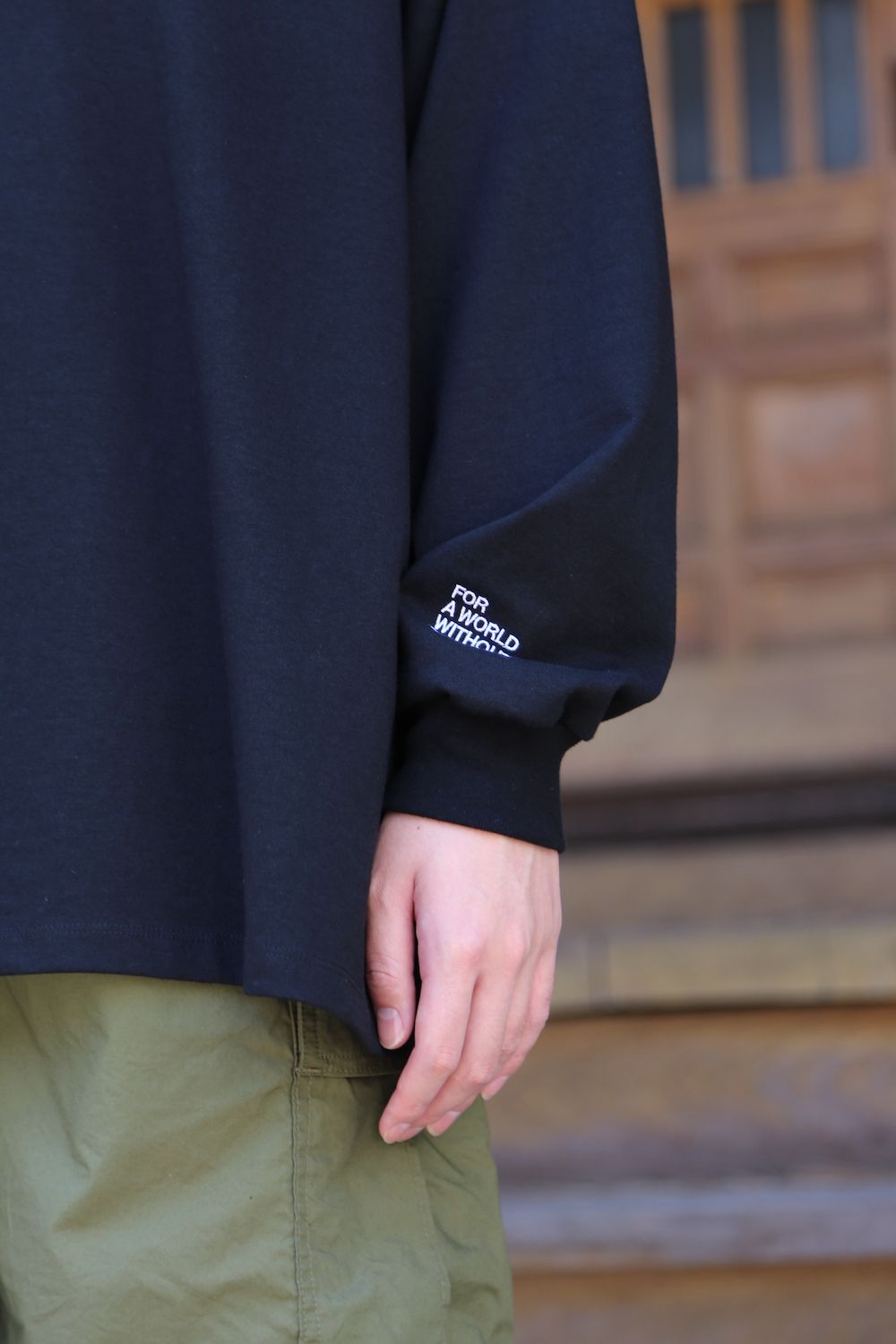 FreshService UTILITY OVER CARGO SHORTS(FSW-21-PT_81) style.2021.7.30