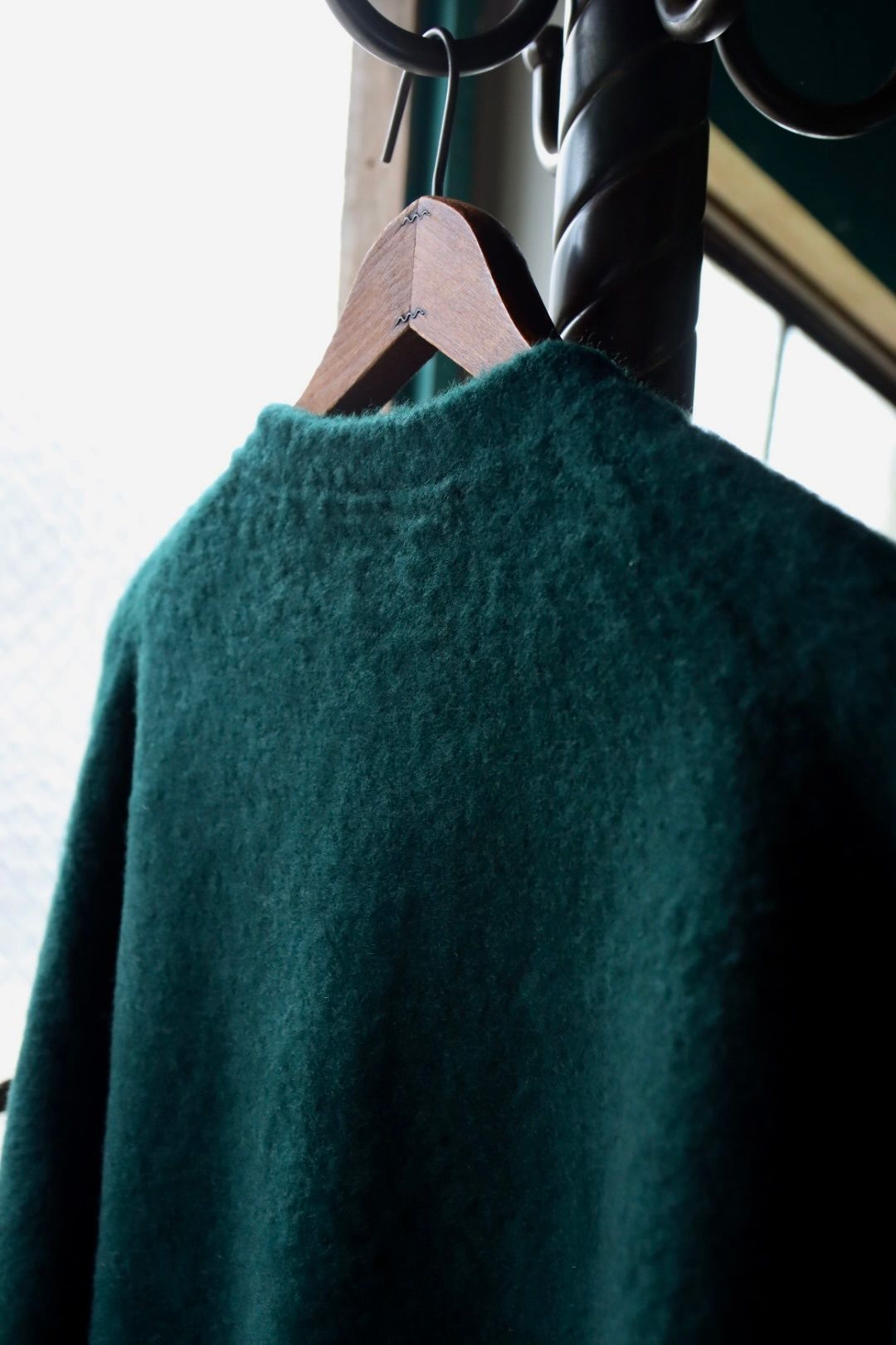 アプレッセ 2025 STYLE2 Cashmere Middle Gauge Henley Neck Sweater(25AAP-03-14)GREEN