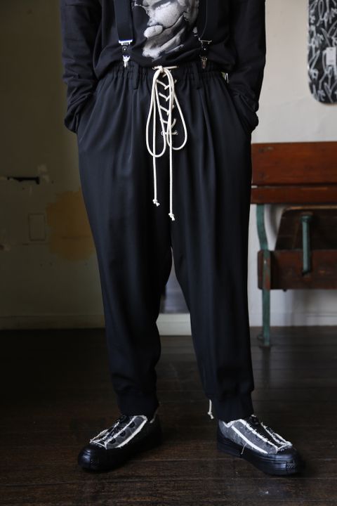 Yohji Yamamoto W-ヒモ開きレースアップパンツ(HD-P56-100) style 2021.01.20.