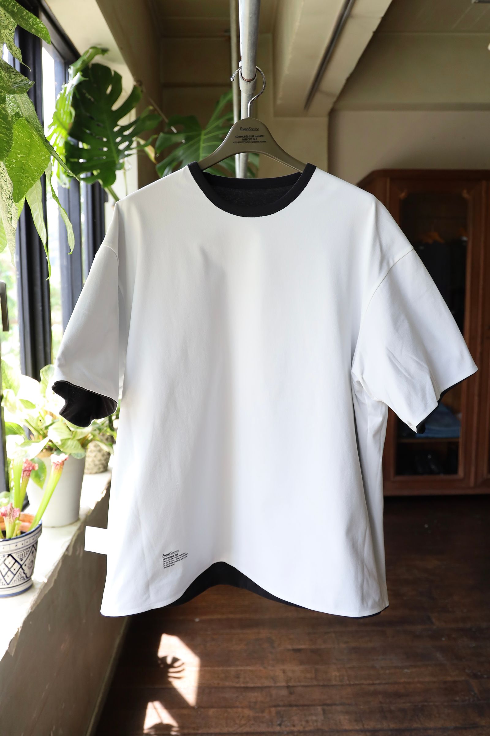 フレッシュサービス REVERSIBLE S/S TEE (FSC252-70040)BLACK