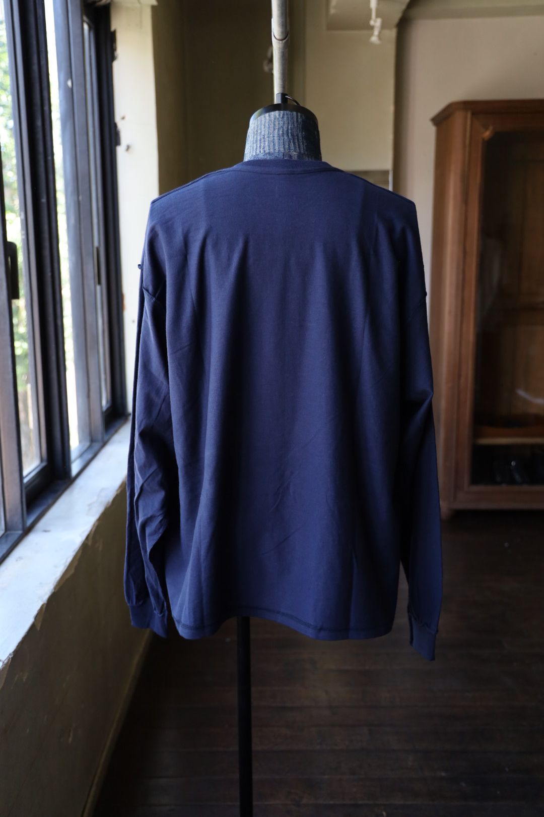 イズネスミュージック 25AW NEU WAVE LONG SLEEVE T-SHIRT (IMP6_10_NEUWAVELS01) NAVY