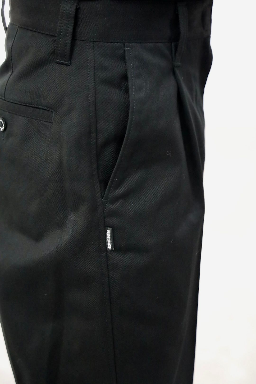 Yohji Yamamoto × NEIGHBORHOOD タックワークパンツ(HK-P95-901-2S26)BLACK★12月5日(金)発売！