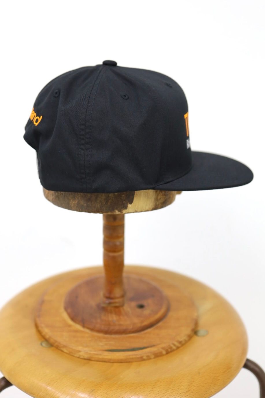 イズネスミュージック 26SS TR-808 CAP(ISNESS MUSIC×ROLAND)(IMP7_05_TR-808CAP01)BLACK-ORANGE☆新作発売！