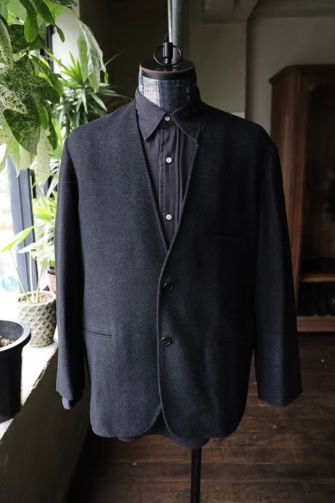 アプレッセ 2025 STYLE2 Silk Cashmere Tweed Collarless Jacket(25AAP-01-20)CHARCOAL☆9月27日(土)発売！