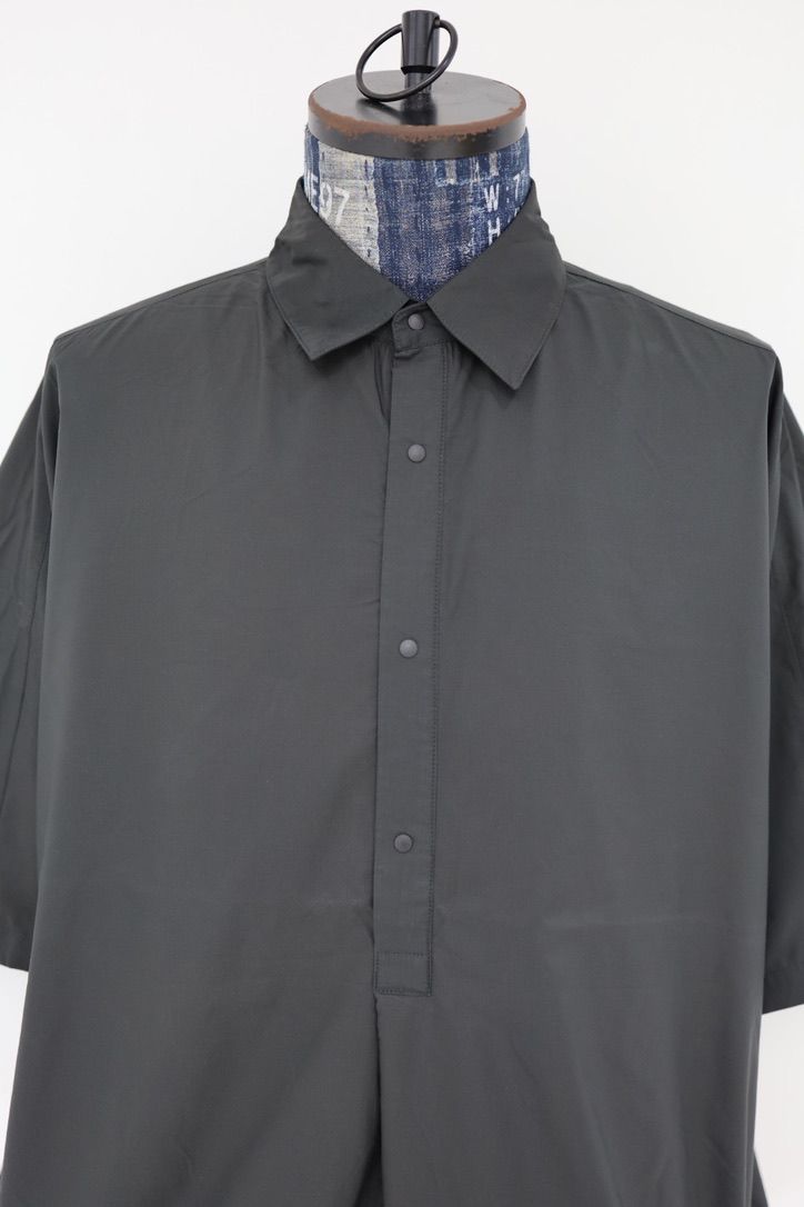 グラフペーパー 26SS PERTEX QUANTUM AIR S/S Pullover Shirt(GM261-50303)CHARCOAL☆3月28日(土)発売！