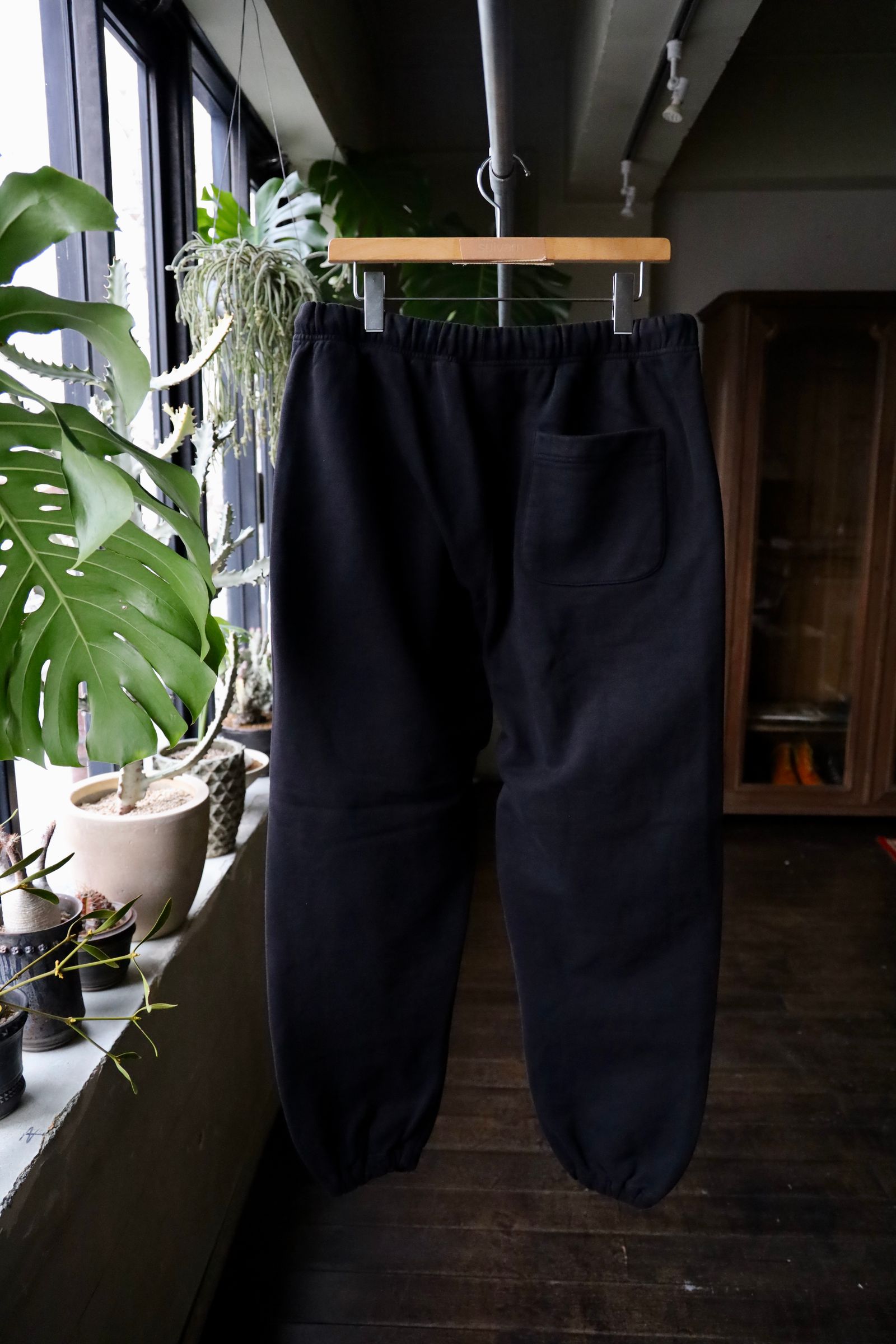 セントマイケル25SS SWEAT PANTS RIBON SAINT(SM-HR8-0000-056)BLACK