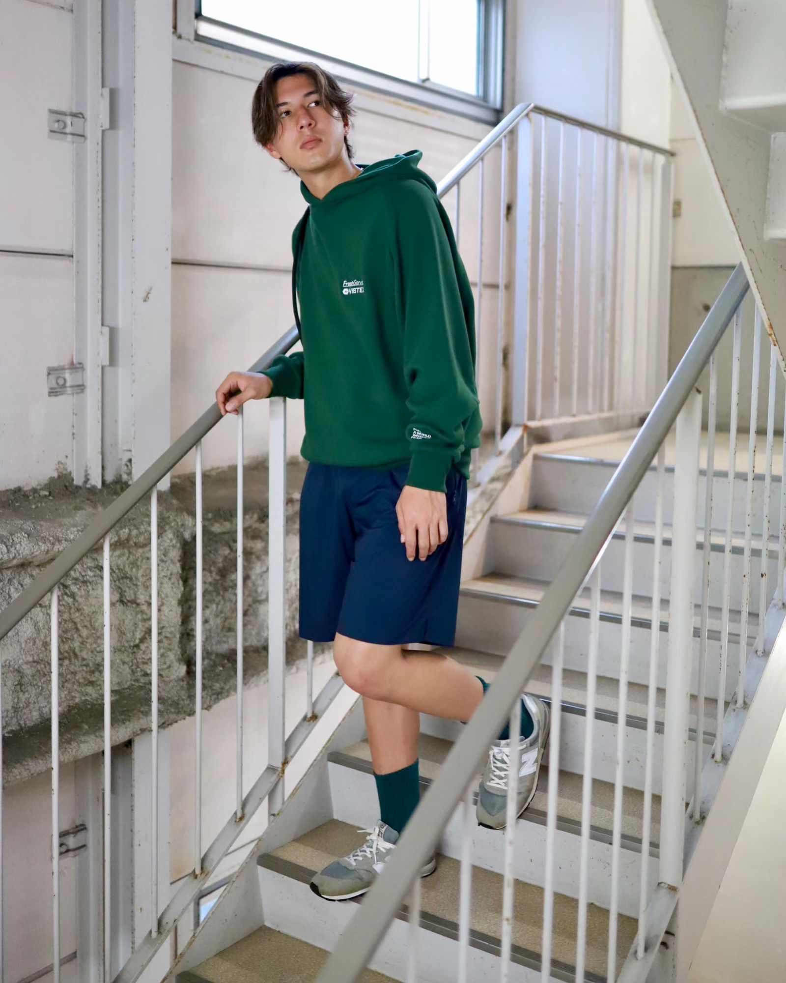 FreshService フレッシュサービス VIBTEX for FreshService SWEAT PULL HOODIEスタイル