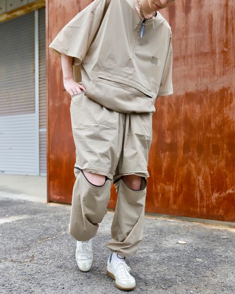 S.F.C 23SS HALF ZIP NYLON SHIRT"BEIGE"スタイル