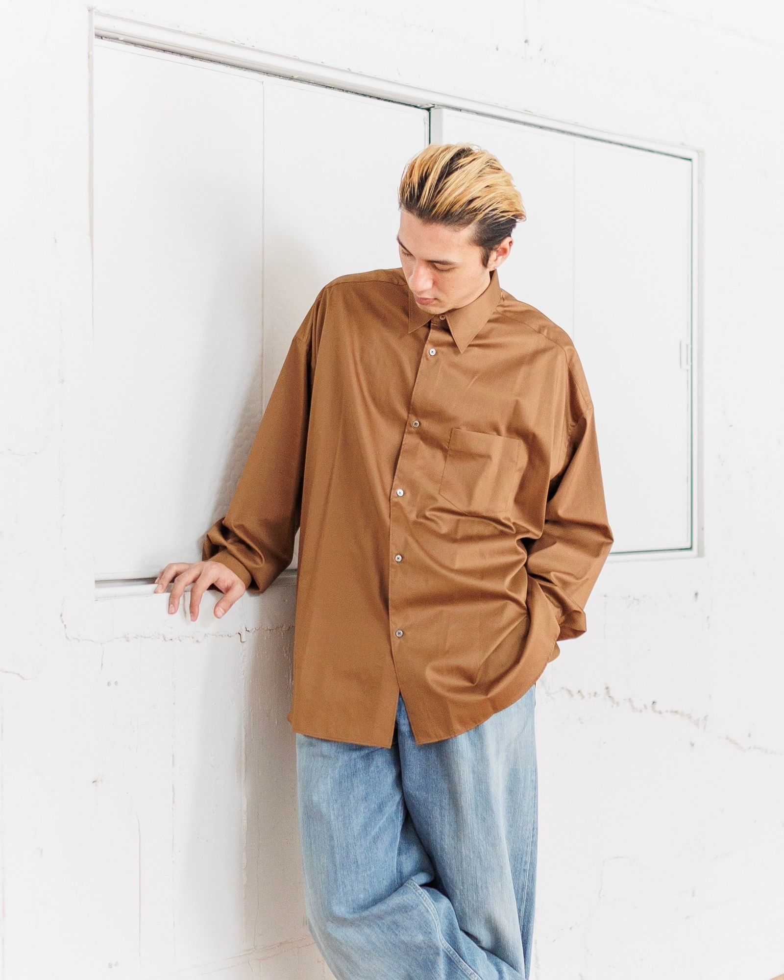グラフペーパー  Silicon Poplin Oversized Regular Collar Shirt 3月1日(土)発売！