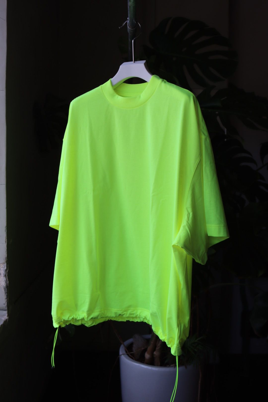 イズネス22SS BALLOON T-SHIRT(31SSSH05)FLASH YELLOW