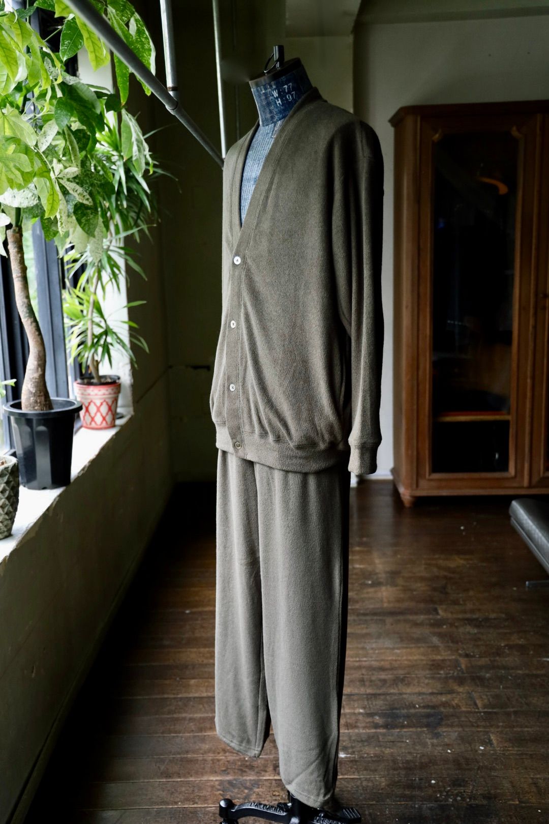 ReFresh!Service. “UTILITY PILE CARDIGAN SET-UP”(KHAKI)☆9月27日(土)発売！