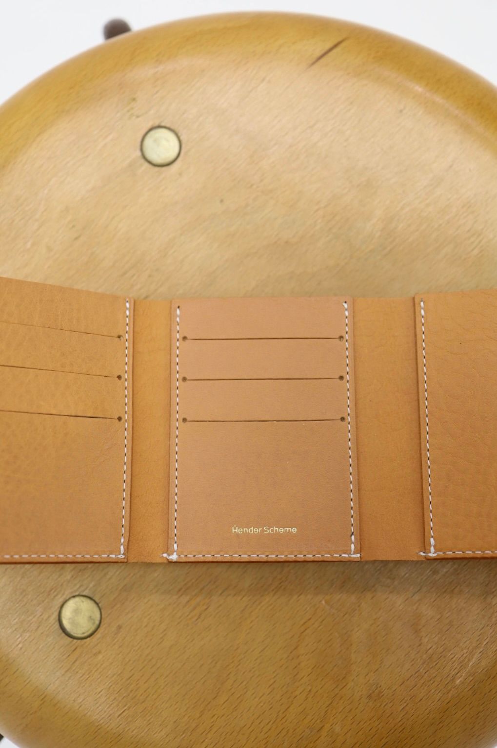 エンダースキーマ 財布 trifold wallet(ot-rc-twt)natural